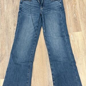 American Eagle Outfitters Favorite Boyfriend Jeans